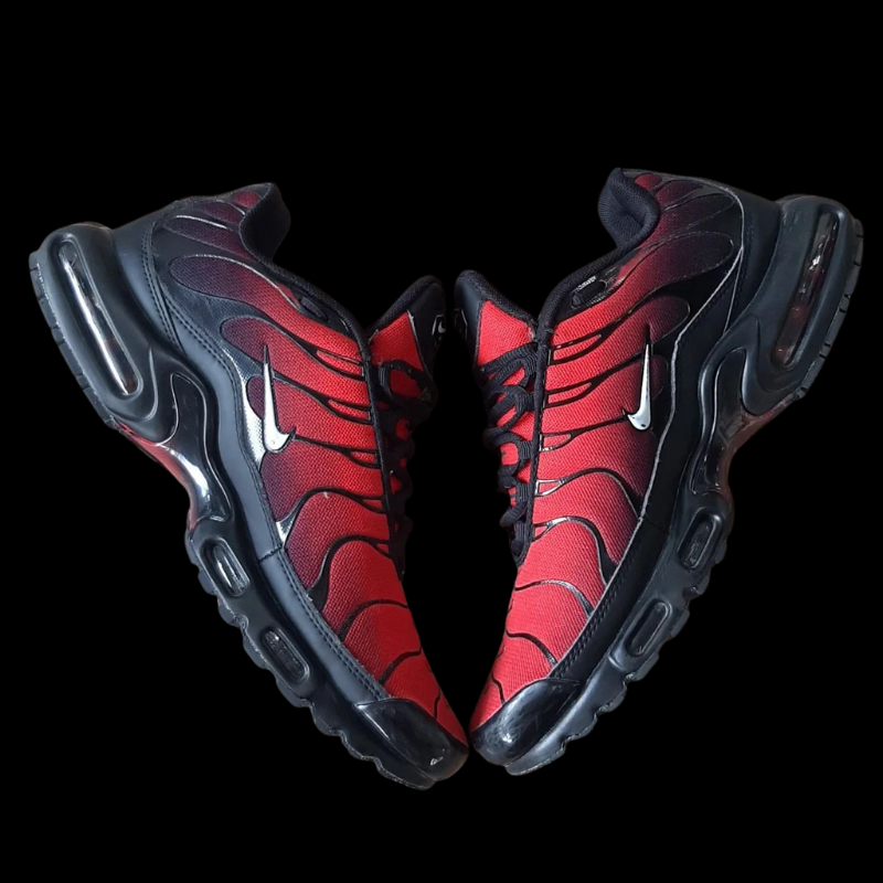 AIR MAX PLUS TN "DEADPOOL"