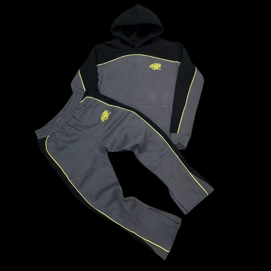 CONJUNTO SYNA WORLD "BLACK AND GREEN"