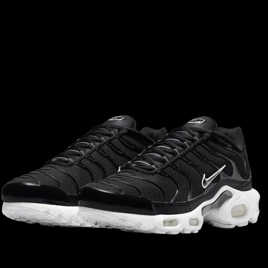AIR MAX PLUS TN " WHITE AND BLACK