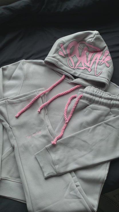 CONJUNTO SYNA WORLD "GREY AND PINK"